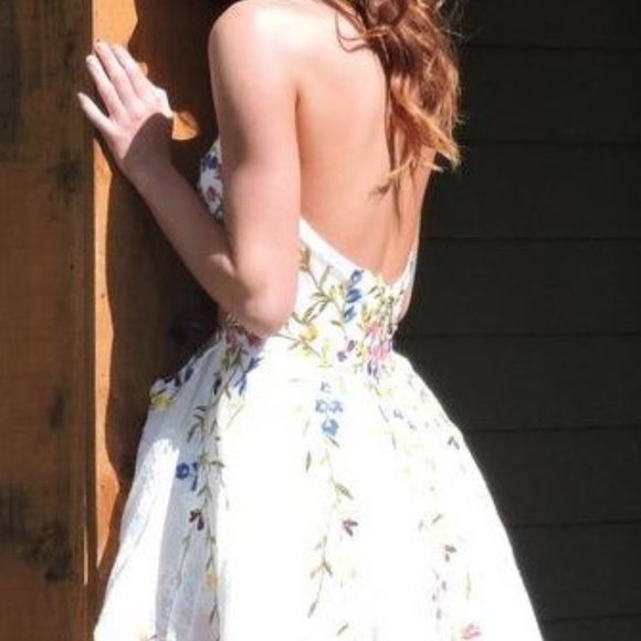 SHERRI HILL WHITE FLORAL LACE PROM DRESS - Picture 4 of 16